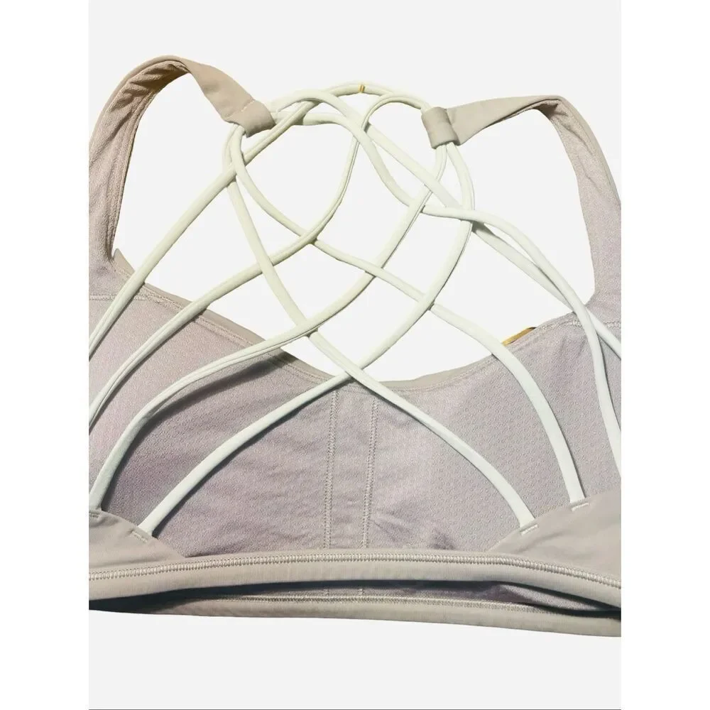 Lululemon Free to Be Serene Light Bra   EUC